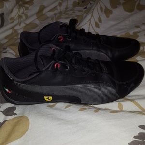 NWOT Puma Ferrari driving shoes